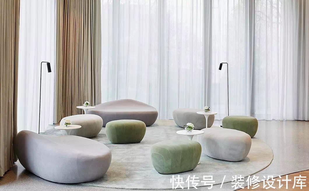 过时|笨重大沙发早过时了!客厅这样设计,立马大5㎡