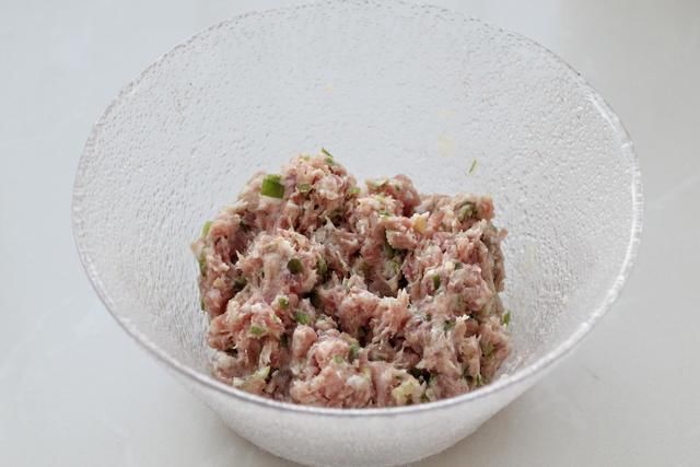 三伏天我家经常吃蒸菜，简单美味营养不流失，还能远离油烟困扰