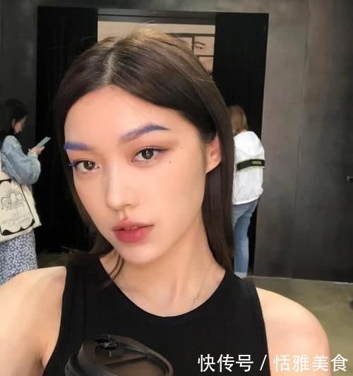 这4种“眼型”的女生,不化妆颜值也很高,看眼睛就被迷住了