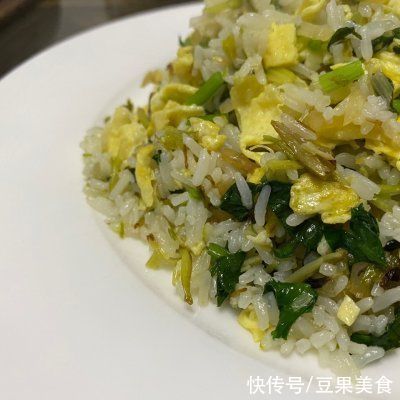  炒饭|据说这个时候吃瑶柱香芹炒饭，是最好的