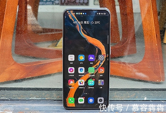 摩托罗拉|realme GT：跌破两千元大关！realme GT2：12月20！