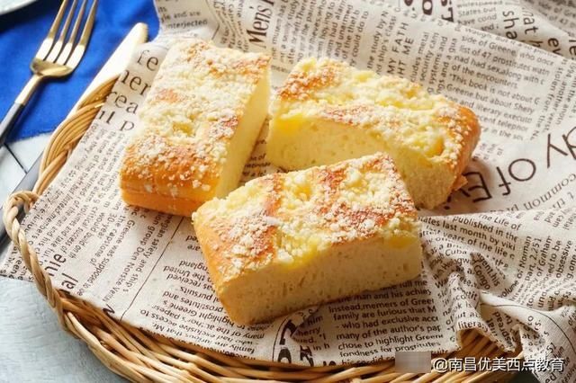 韩国爆款!菠萝酥粒面包,柔软细腻,酸甜油润,口感一绝