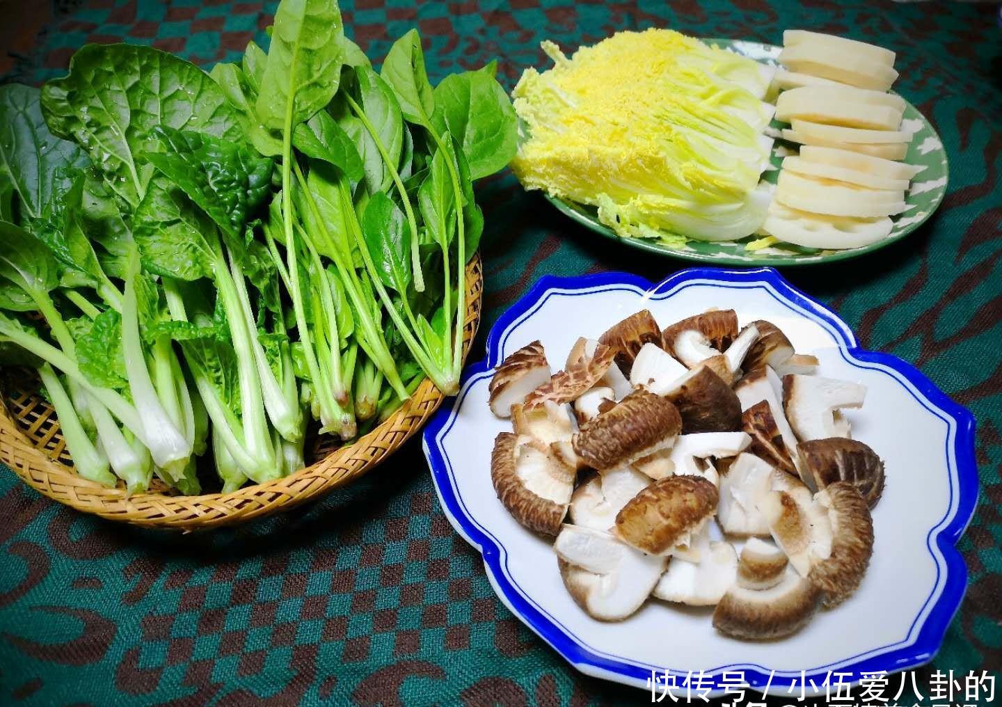 吃火锅|天气变冷,想吃火锅在家做,配10几样菜,80元吃到撑,真不贵