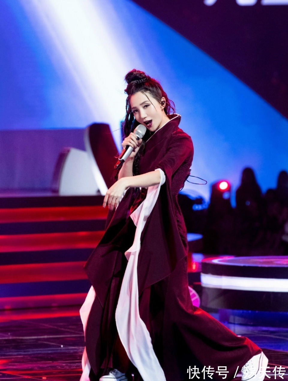 阿朵|现场观众爆料阿朵张含韵全开麦,有的姐姐对口型,这公平吗?