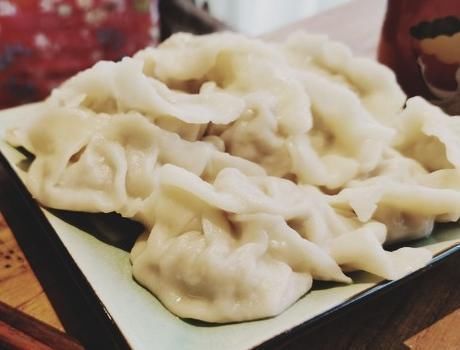 好吃|白菜素馅饺子这做法,拌馅不出水,出锅饺子鲜嫩更多汁,特好吃