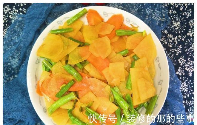 豆角|秋天，3样素菜一起炒，营养美味，好做又好吃