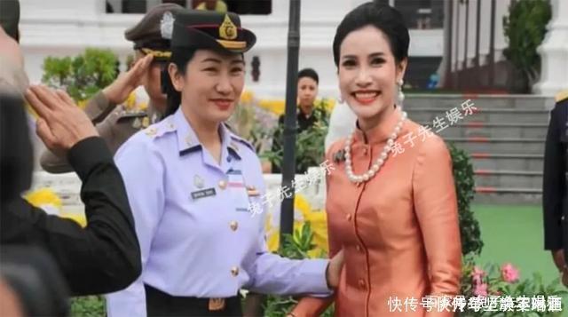 蓝宝石|贵妃10层珍珠算什么王后耳环上一颗珍珠比眼睛都大,这才是阔气