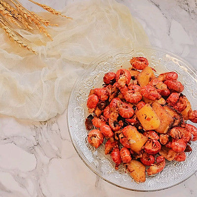 麻辣蒜蓉小龙虾尾