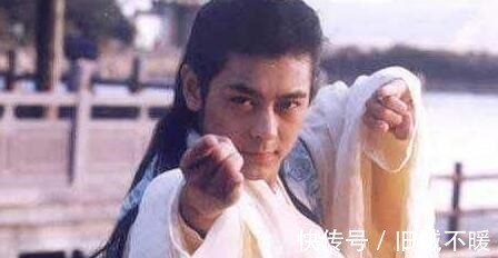 武功@天龙八部12大顶级高手, 萧峰只能垫底, 第1武功不在扫地僧之下!