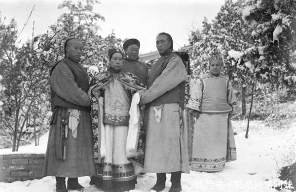 八国联军|慈禧和光绪西逃时,如果有人趁乱夺权,能让大清起死回生吗?