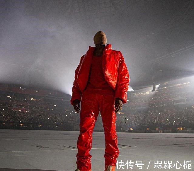 Gap 侃爷突袭卖货!全新YZY Gap、Donda周边信息释出!