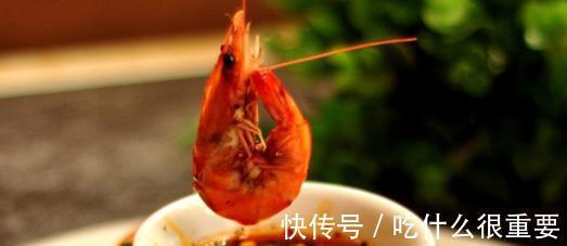 渔民|老渔民教我一招，不加一滴水，煮出的白灼虾比饭店还好吃