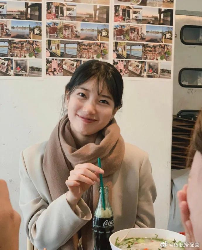 冬季“厚外套+帽子、厚外套+围巾...”，照着穿简直美爆了！！