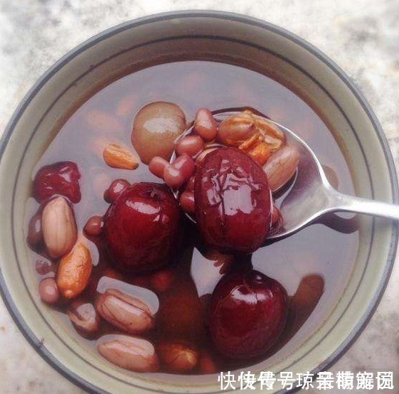 枸杞|补气养血“五红汤”，简单快手易操作，让妈妈每天“面如桃花”