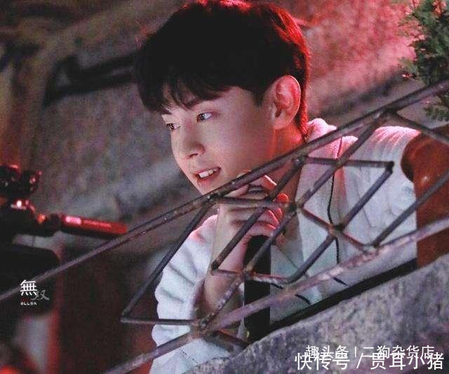 思纯 邓伦又将进组这个节目还没播完,又加新综,被diss还做演员吗