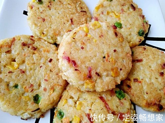 早餐|早餐别再做面食,1碗米饭2个蛋,好吃又营养,孩子1顿吃5个,真香