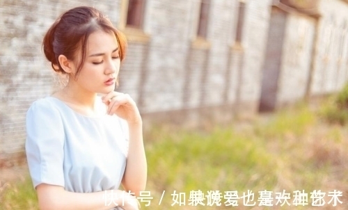 秋韵&八首婉约清秋词:篱前把酒吟秋韵,枫林向晚醉斜阳