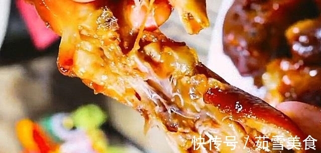 猪肉|猪肉刚降价,便急不可待买了三个猪蹄,出锅还没上桌毛都没剩