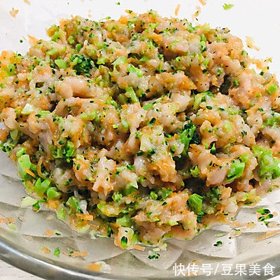 减脂|鸡胸肉蔬菜饼—减脂常备你这么做，保证最正宗