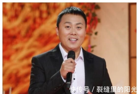 走红|草根歌手刘大成:靠《星光大道》走红,却被揭穿住千万豪宅