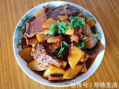 香味|和婆婆一起做年夜饭，6道冷菜，10道热菜，鲜香味美家的味道