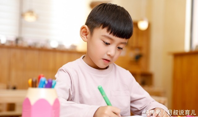 孩子|这4个“迹象”说明孩子在长高,若全都有,身高可能不会低于180cm