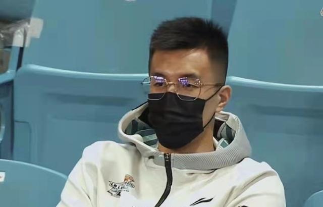 张镇麟|辽宁18分大胜!郭艾伦轮休,张镇麟30+8大爆发,赵继伟甘当绿叶