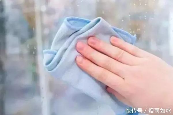 玻璃|玻璃脏了别傻傻爬窗擦教你一个笨方法,玻璃干净半年不用擦