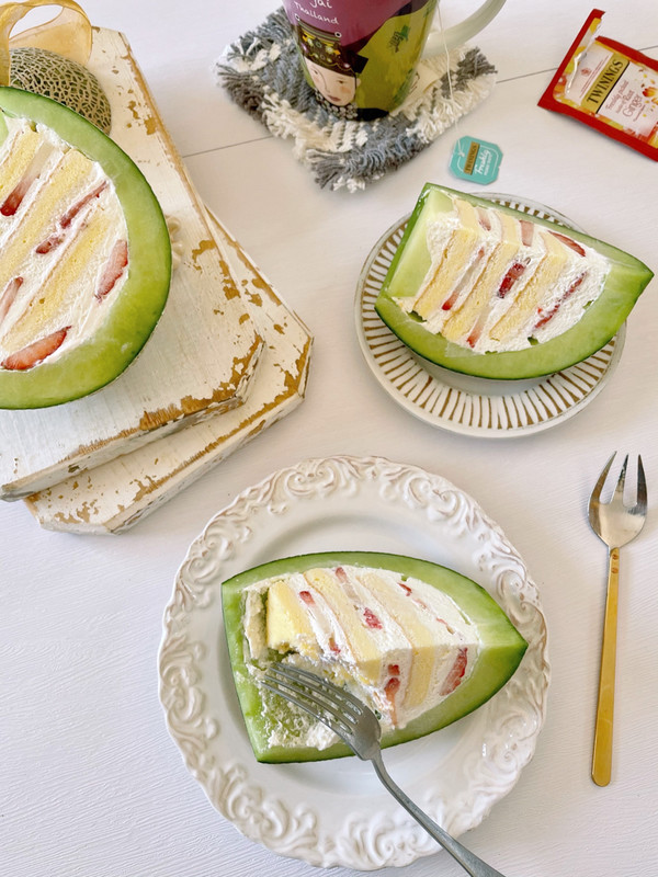 无需烤箱无需裱花，香甜细腻的冰蜜瓜蛋糕，手残党也能轻松完成