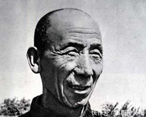 日军|他被日军抓捕，跑进洞穴中躲藏13年，曾撞见一个日本女人