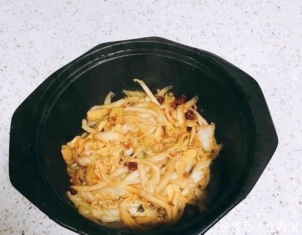 煮牛肉时，直接下锅煮是不对的，牢记两个诀窍，牛肉又软又烂