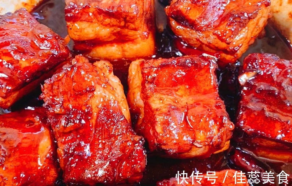 做红烧肉时,用冰糖还是白糖?多数人不懂,难怪肉不香不红还发黑