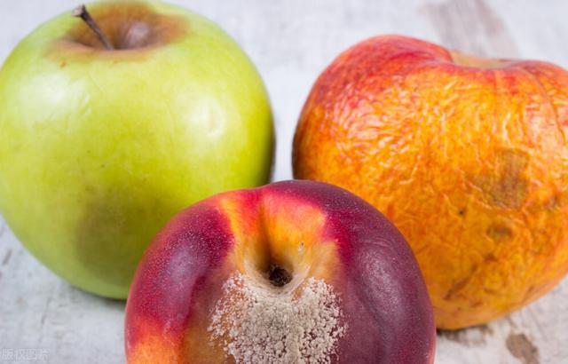 老晨|男子误以为是肩周炎，却查出肝癌，医生是妻子的无知害了他