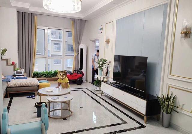 装饰|130平米复式房超宽敞，刚入住忍不住晒晒图，简约装修温馨大气