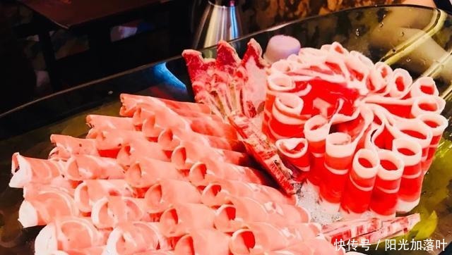 老铜锅涮羊肉,才是冬天的味道啊