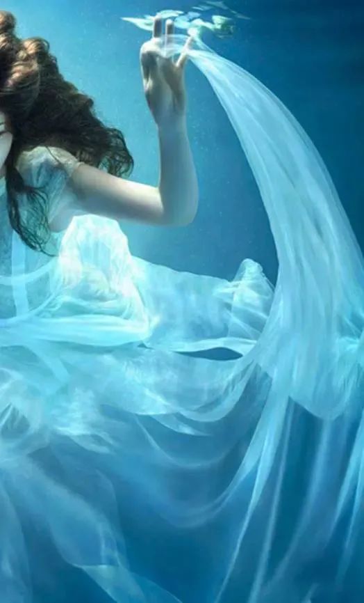 拉尔夫&超写实油画少女,人体的肤色表现堪称一绝!