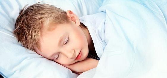 猛涨期|孩子发育有三个猛涨期,还有4个暗号,暗示长高进入尾声