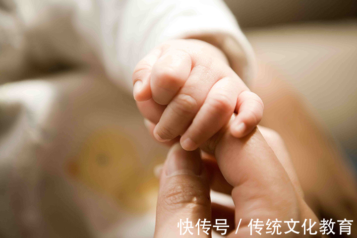 更上一层楼|宝宝聪不聪明,从手部就能反映出来,若娃有这三个特征就偷着乐吧