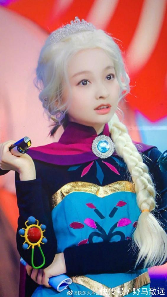 《快本》五位主持人用宝宝滤镜,何炅成熟,吴昕漂亮,海涛最可爱