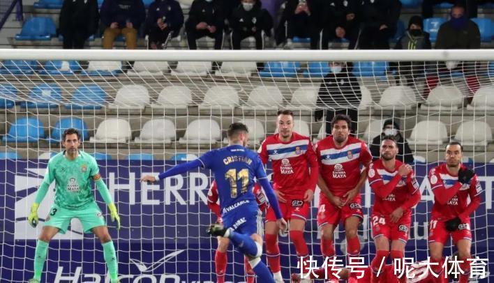 西班牙人|武磊妙传被浪费,西班牙人门将一战封神,点球大战两次神扑太惊艳