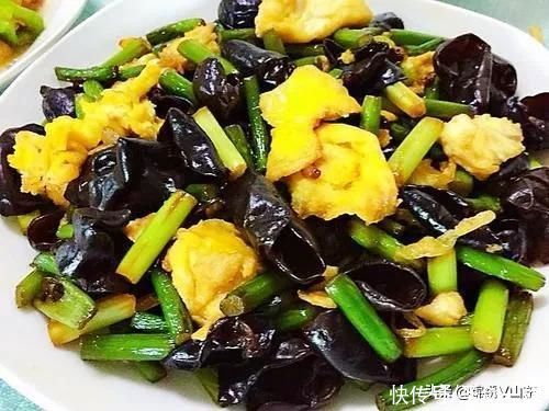 香味|家常菜怎么烧更好吃呢?厨师长教你小技巧,做出来香味扑鼻又下饭