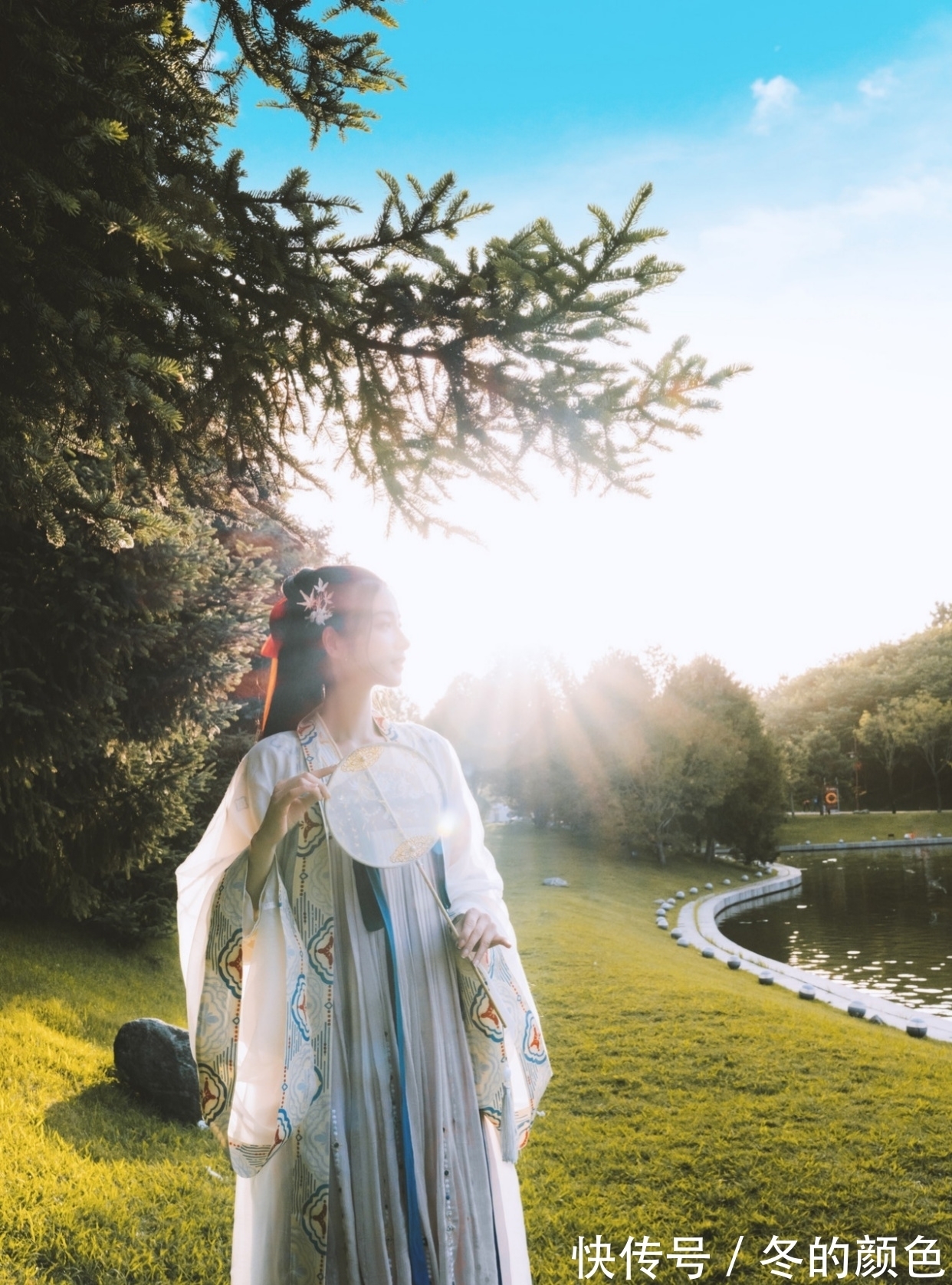 南枝&七绝·十四首丨回眸闲暮偏贪酒,醉了腹中诗几篇?