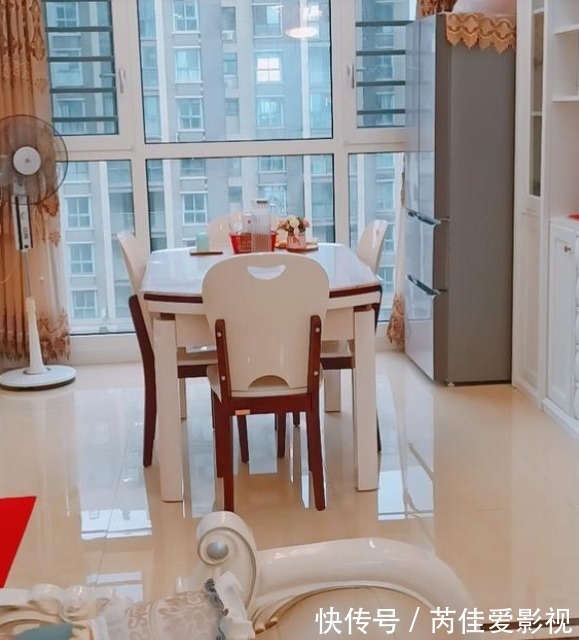 鞋柜|新房入住3年,装修不豪华却漂亮,坚持每天收拾干净,看着都舒服