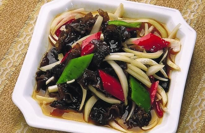 洋葱和它是绝配,等于“血管清洁工”,每周吃2次,血管通畅了