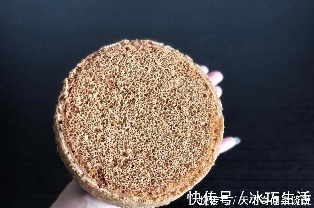 红糖发糕有弹性,不粘牙有诀窍,别光用面粉,加点它,一次就成功