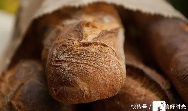 去面包店买面包,这4种少买!烘焙师只有不懂的人才会吃!