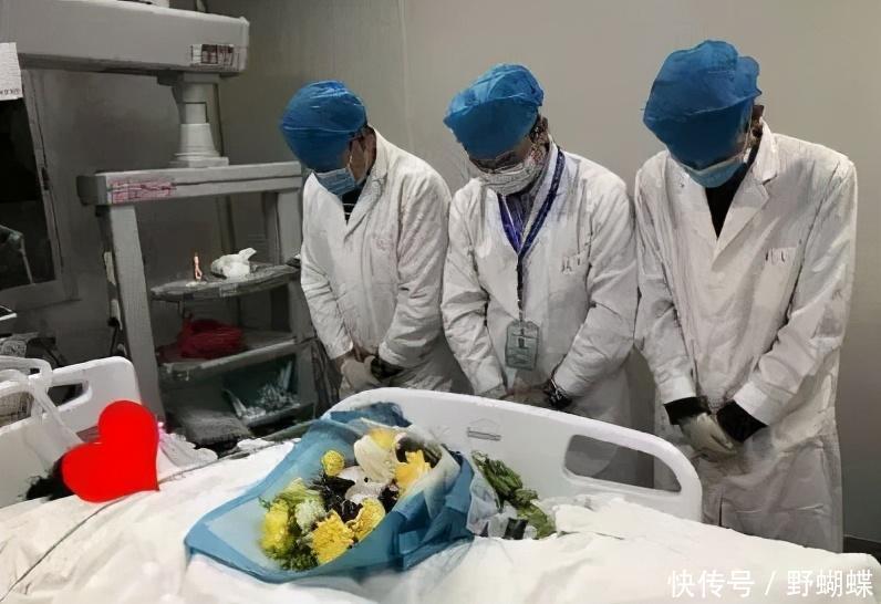 小儿子|母亲一巴掌,小儿子口吐白沫,专家提醒:孩子有4处不能打