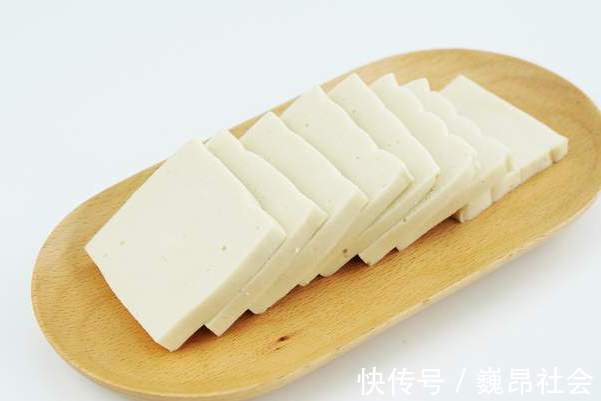 豆腐|煎豆腐时，不要再直接下锅了，记得多做1步，豆腐不碎不粘锅
