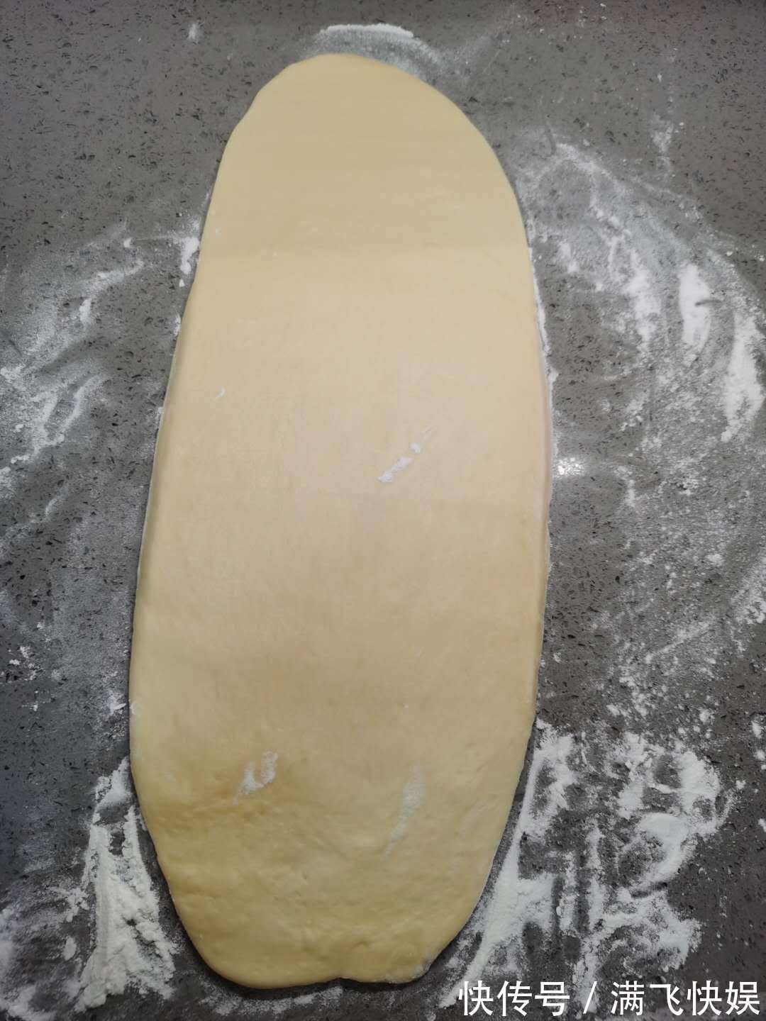 要点|炸油条时,谨记这3个要点,油条蓬松柔软,有空心,一次就成功