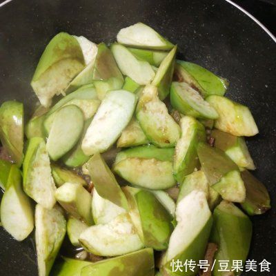 青茄子|好吃又下饭的青茄子炒肉丝
